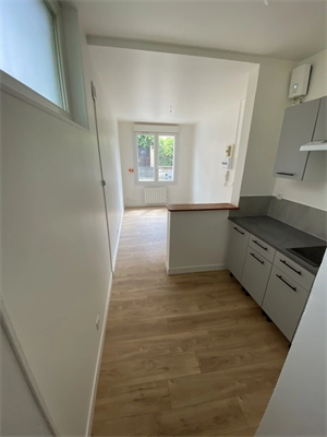 appartement à la vente -   76000  ROUEN, surface 32 m2 vente appartement - APR696528